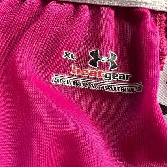 Under Armour size XL fuchsia color elastic band shorts - Picture 7 of 8